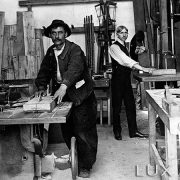 Atelier de menuiserie / 1910