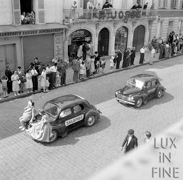 Défilé publicitaire / Angers, 1950