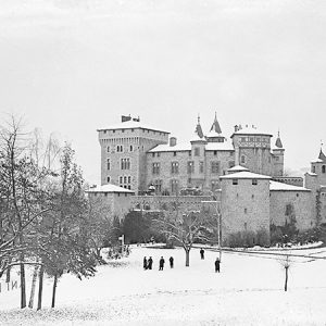 Château sous la neige / 1895